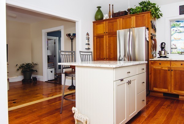 39 Onset Avenue Wareham, MA 02532 - Photo 8 of 30