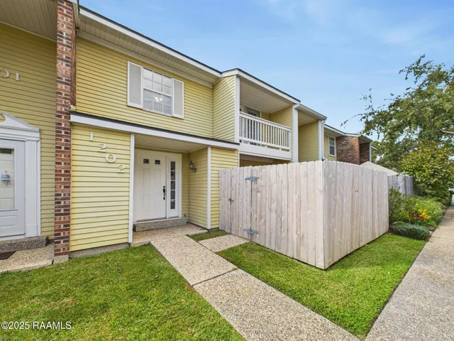 $115,000 | 200 Lodge Drive, Unit 1202, Lafayette, LA 70506