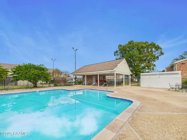 $115,000 | 200 Lodge Drive, Unit 1202, Lafayette, LA 70506