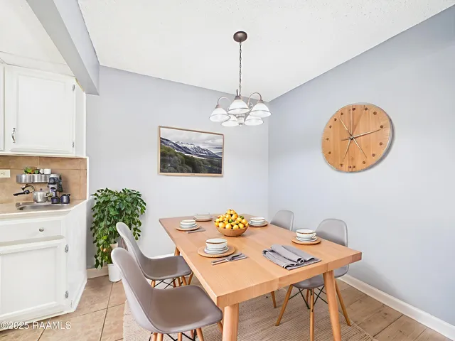 $115,000 | 200 Lodge Drive, Unit 1202, Lafayette, LA 70506