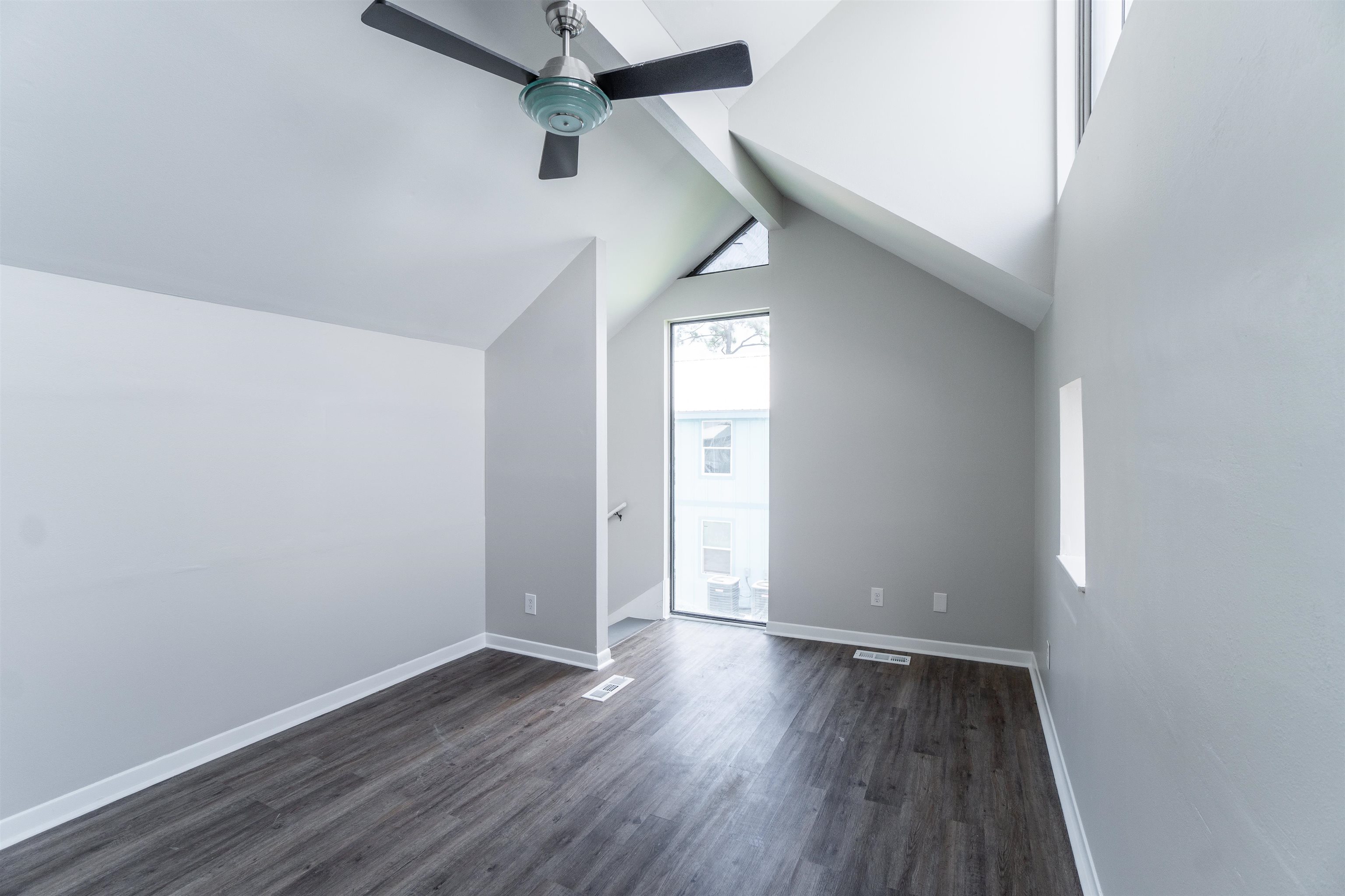 152 Windmill Ridge Road, Unit B Gulf Shores, AL 36542 - Photo 27 of 40 BonusRoom