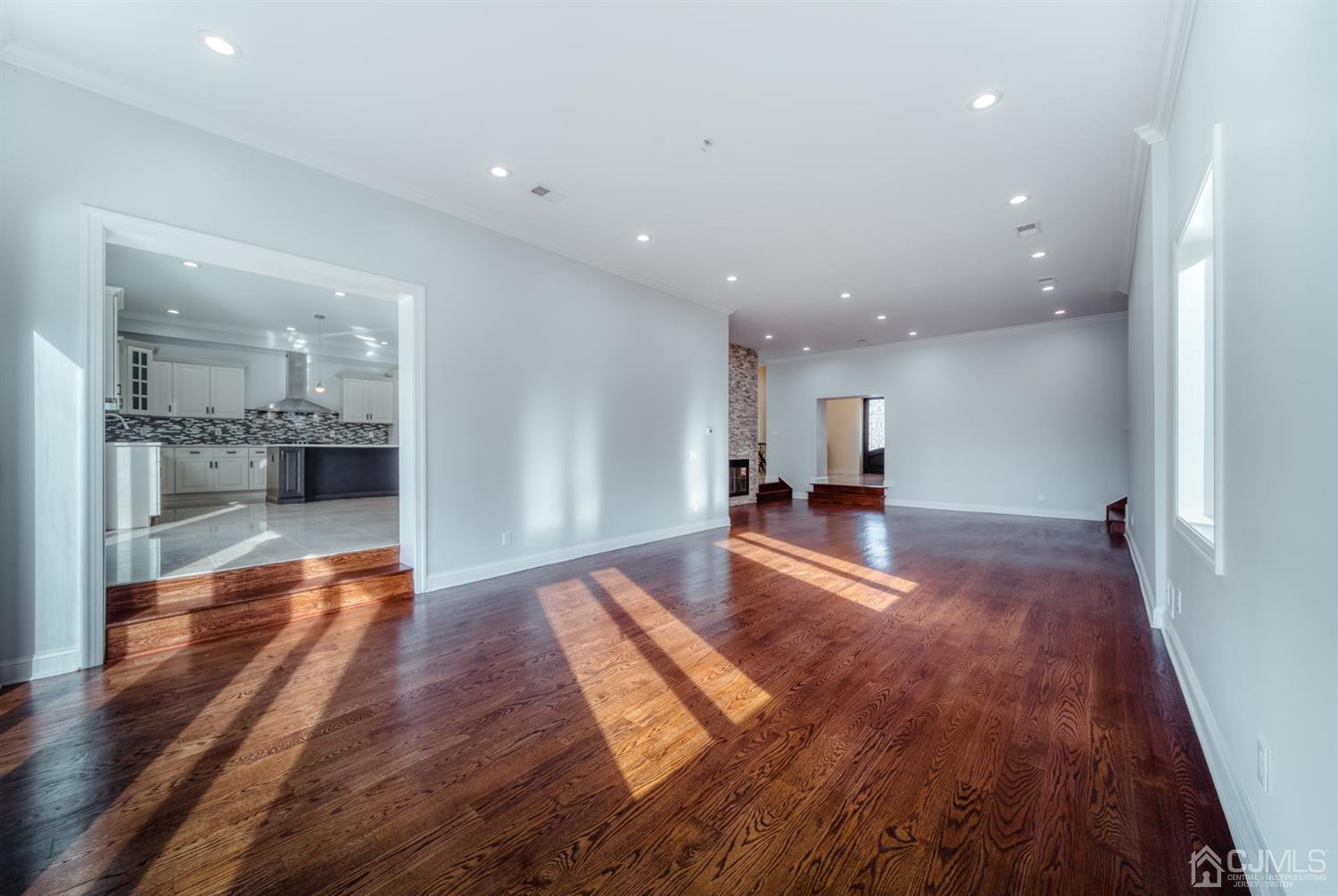 93 Meredith Road Colonia, NJ 07067 - Photo 14 of 46 Gallery Image 14