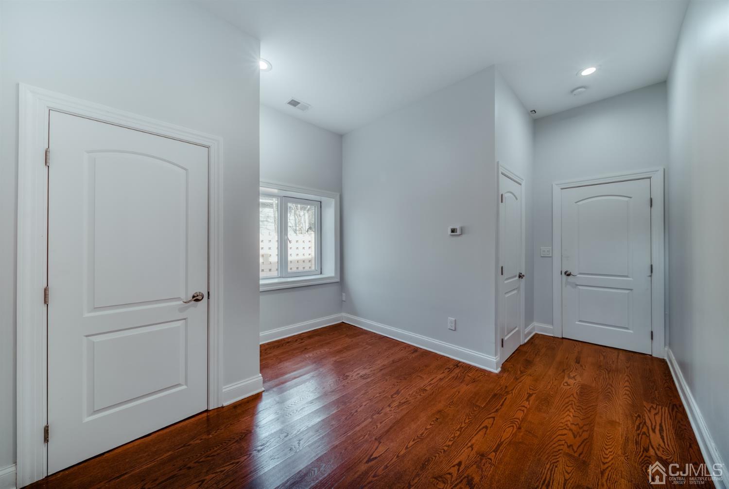 93 Meredith Road Colonia, NJ 07067 - Photo 17 of 46 Gallery Image 17