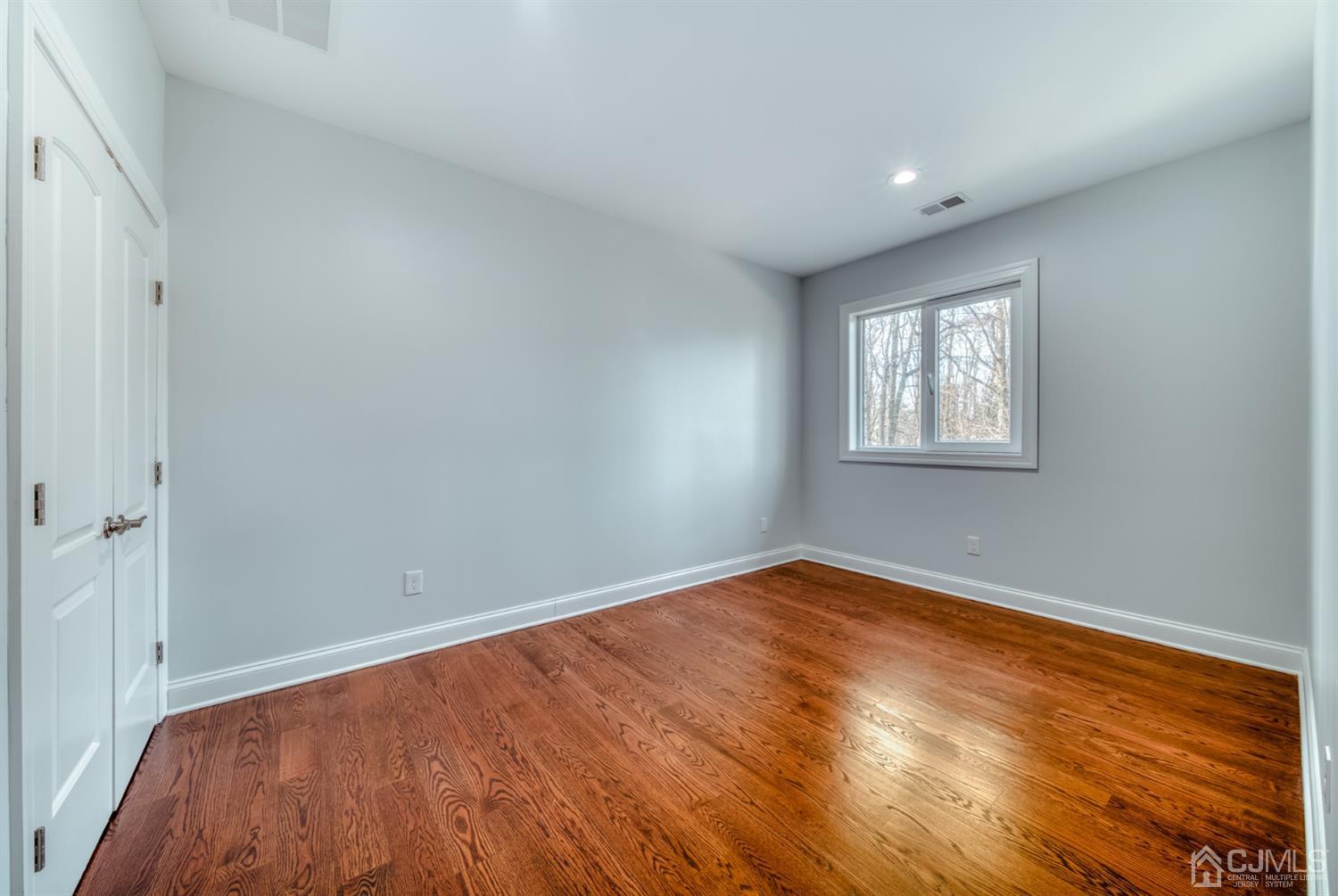 93 Meredith Road Colonia, NJ 07067 - Photo 23 of 46 Gallery Image 23