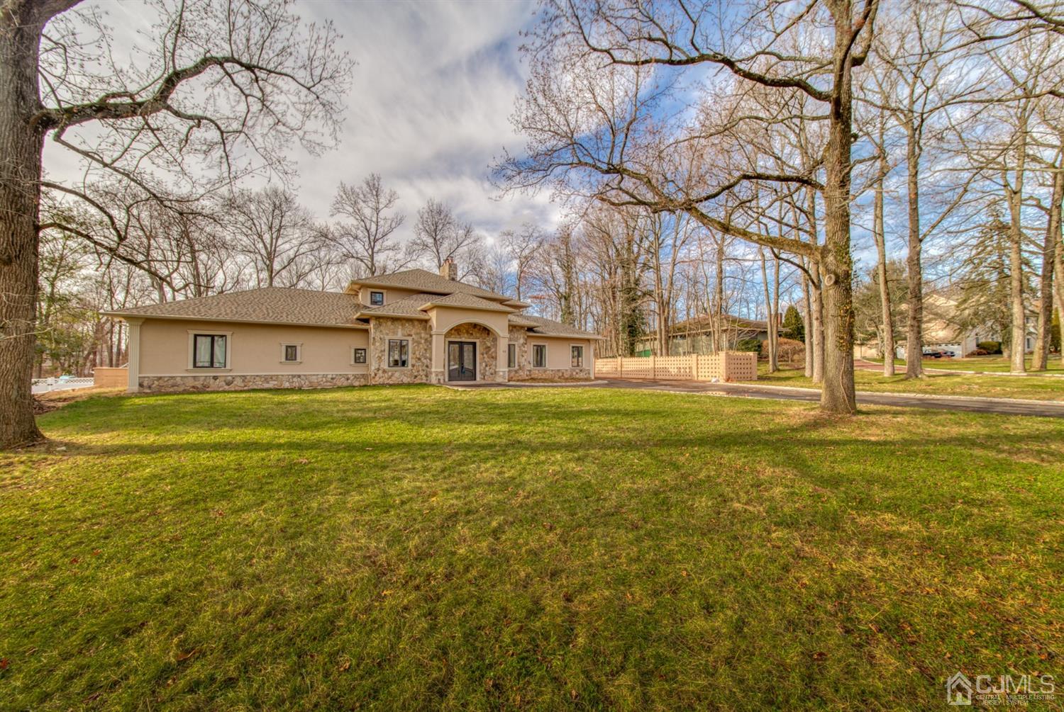 93 Meredith Road Colonia, NJ 07067 - Photo 37 of 46 Gallery Image 37
