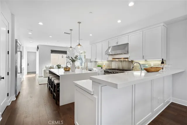 $2,800,000 | 520 13th Street, Huntington Beach, CA 92648