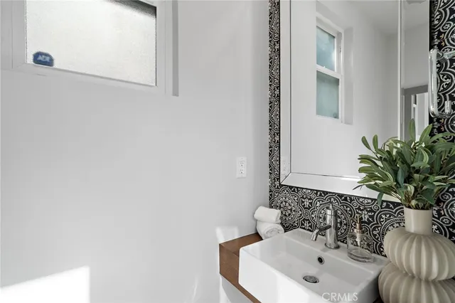 $2,800,000 | 520 13th Street, Huntington Beach, CA 92648