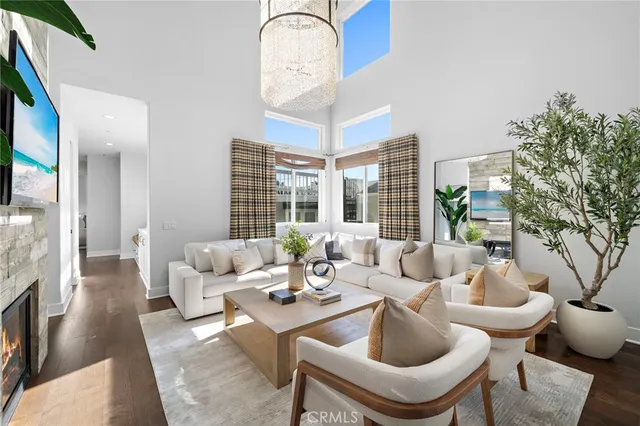 $2,800,000 | 520 13th Street, Huntington Beach, CA 92648