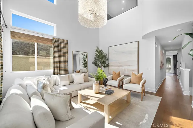 $2,800,000 | 520 13th Street, Huntington Beach, CA 92648