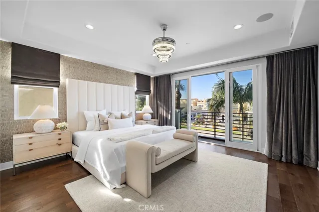 $2,800,000 | 520 13th Street, Huntington Beach, CA 92648