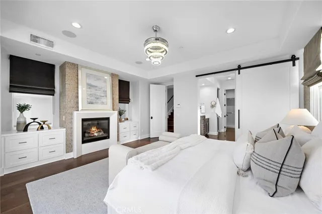 $2,800,000 | 520 13th Street, Huntington Beach, CA 92648