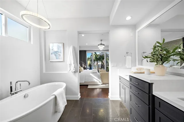 $2,800,000 | 520 13th Street, Huntington Beach, CA 92648