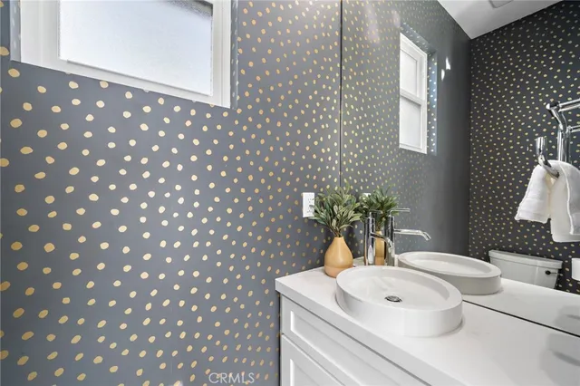 $2,800,000 | 520 13th Street, Huntington Beach, CA 92648