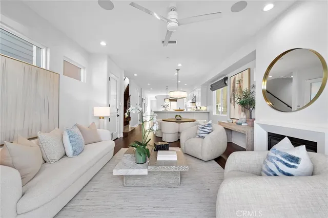 $2,800,000 | 520 13th Street, Huntington Beach, CA 92648