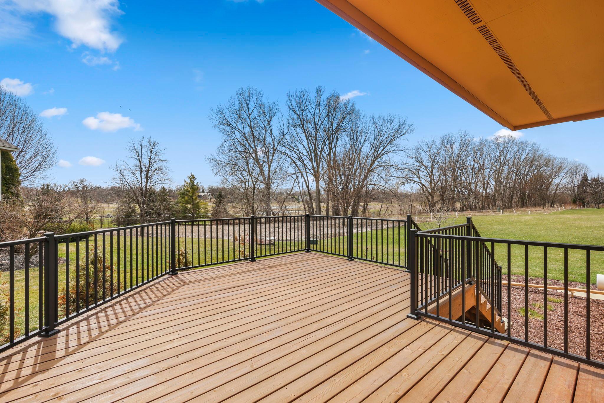 9134 Foxrun Circle Eden Prairie, MN 55347 - Photo 12 of 54