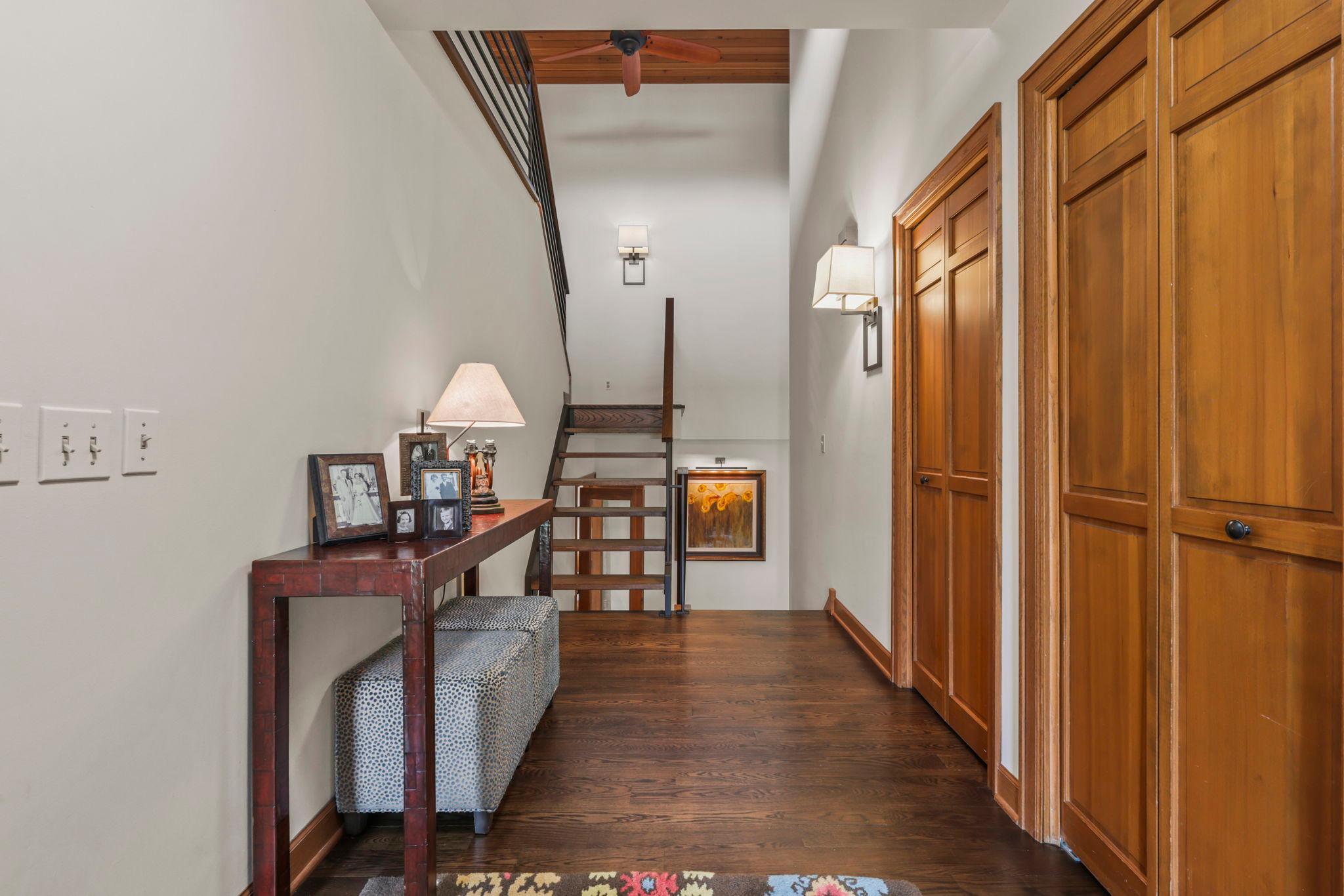 9134 Foxrun Circle Eden Prairie, MN 55347 - Photo 13 of 54