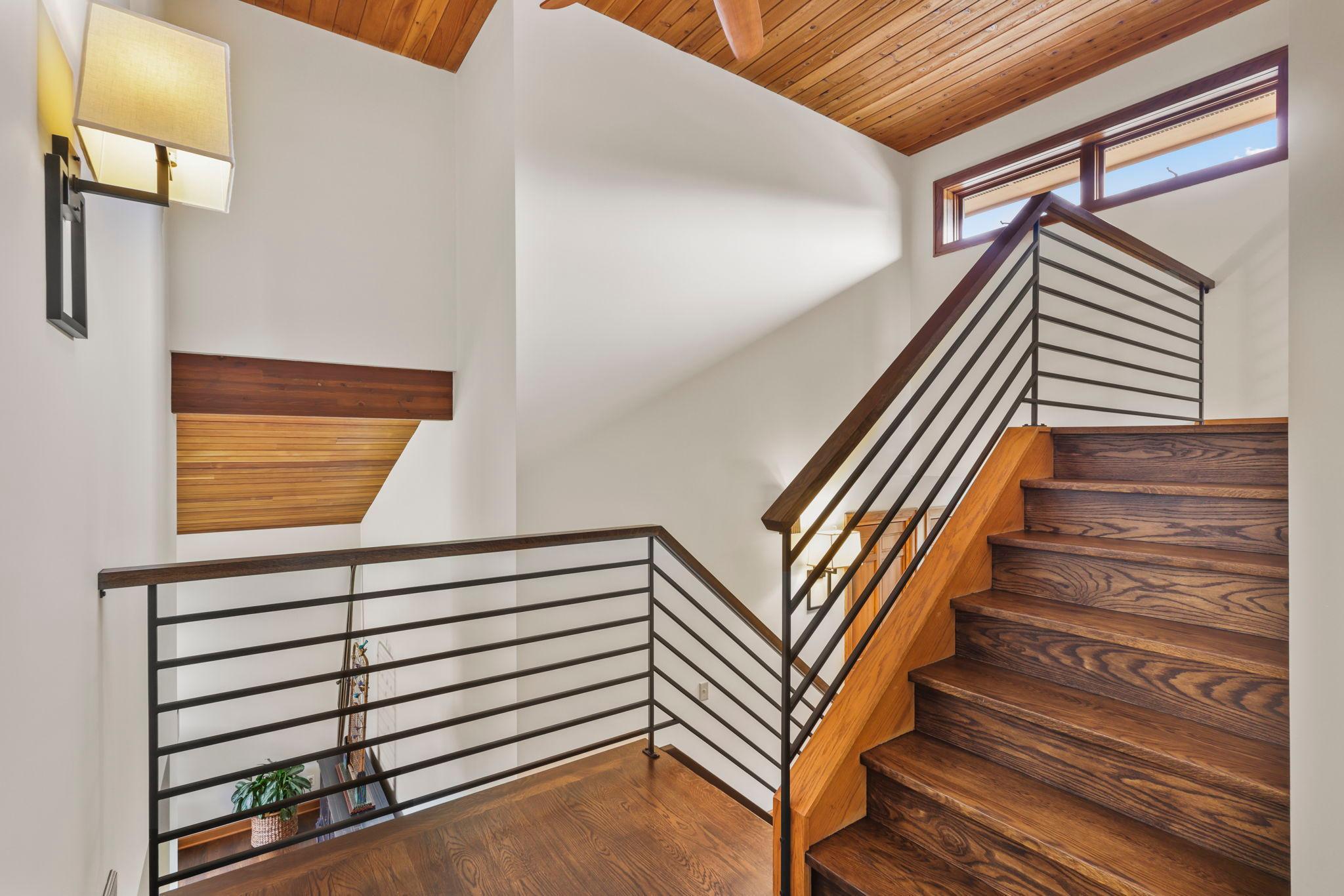 9134 Foxrun Circle Eden Prairie, MN 55347 - Photo 14 of 54