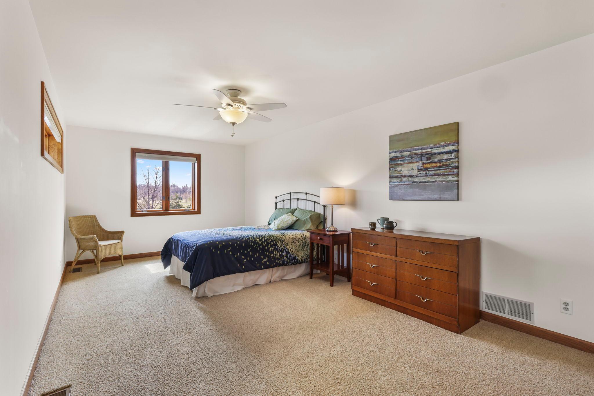 9134 Foxrun Circle Eden Prairie, MN 55347 - Photo 18 of 54