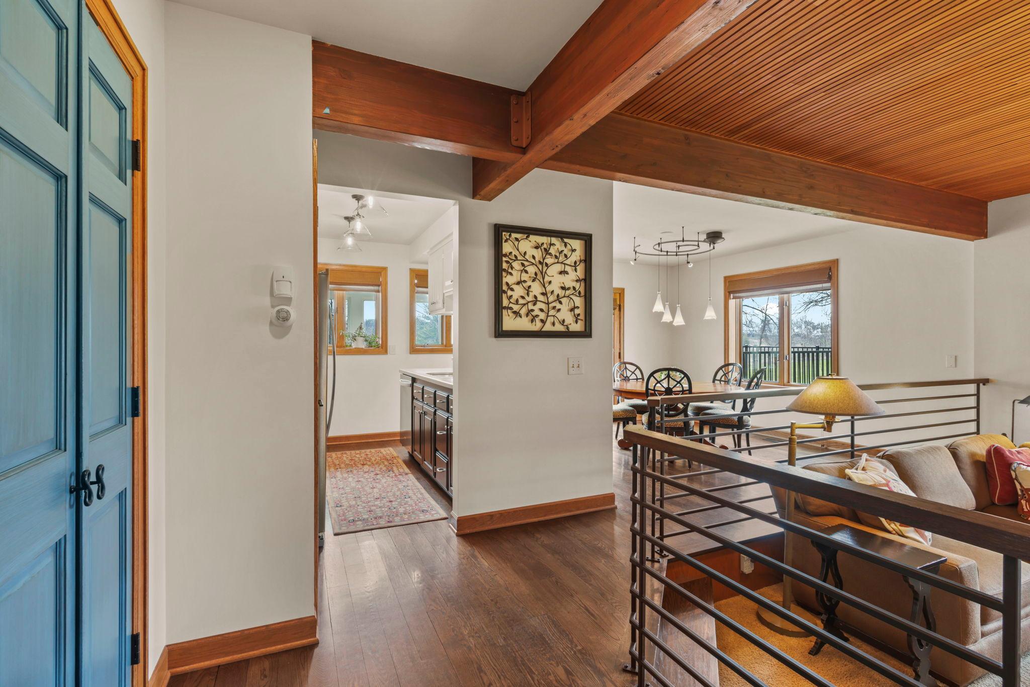 9134 Foxrun Circle Eden Prairie, MN 55347 - Photo 25 of 54