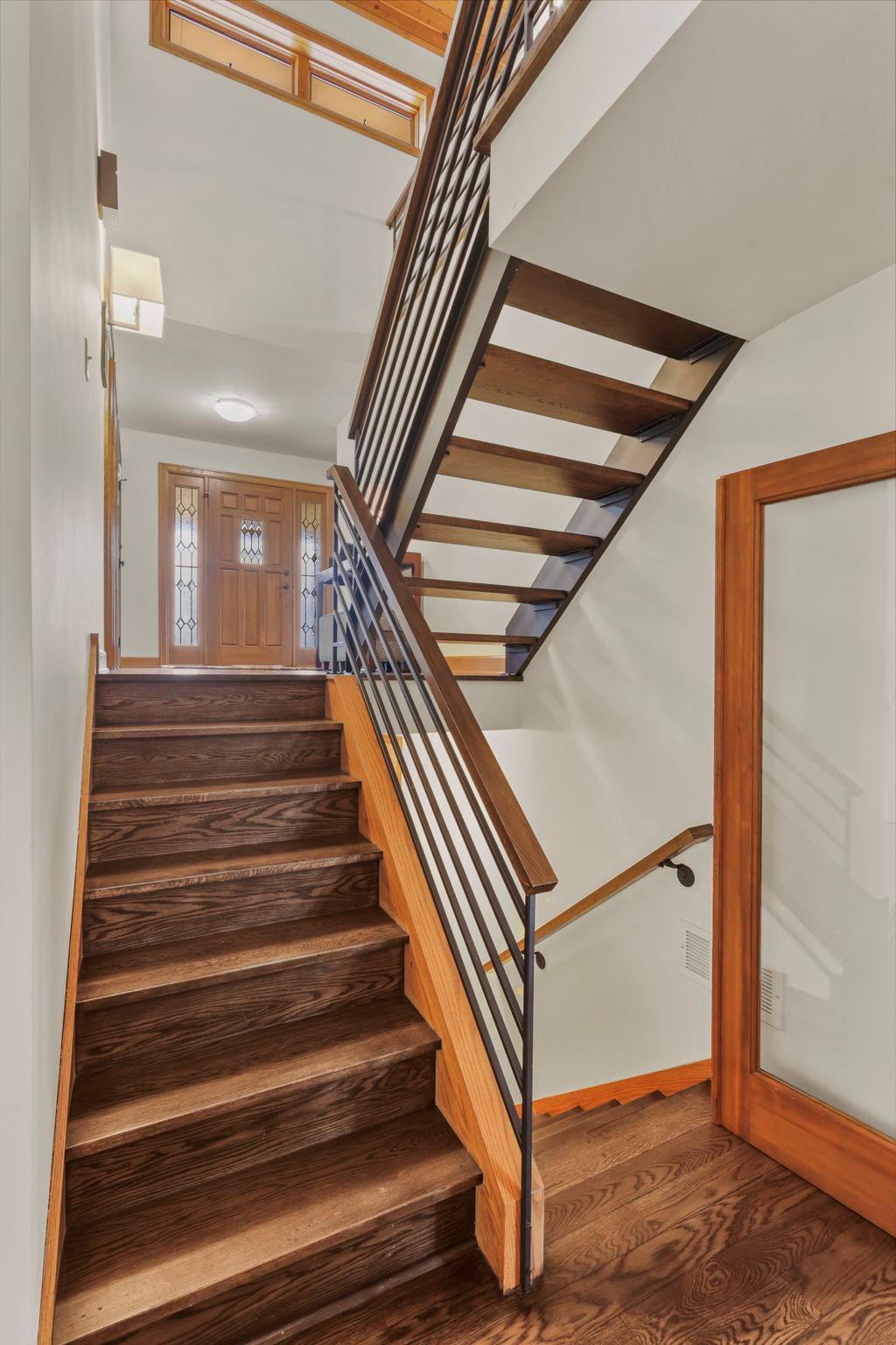 9134 Foxrun Circle Eden Prairie, MN 55347 - Photo 41 of 54