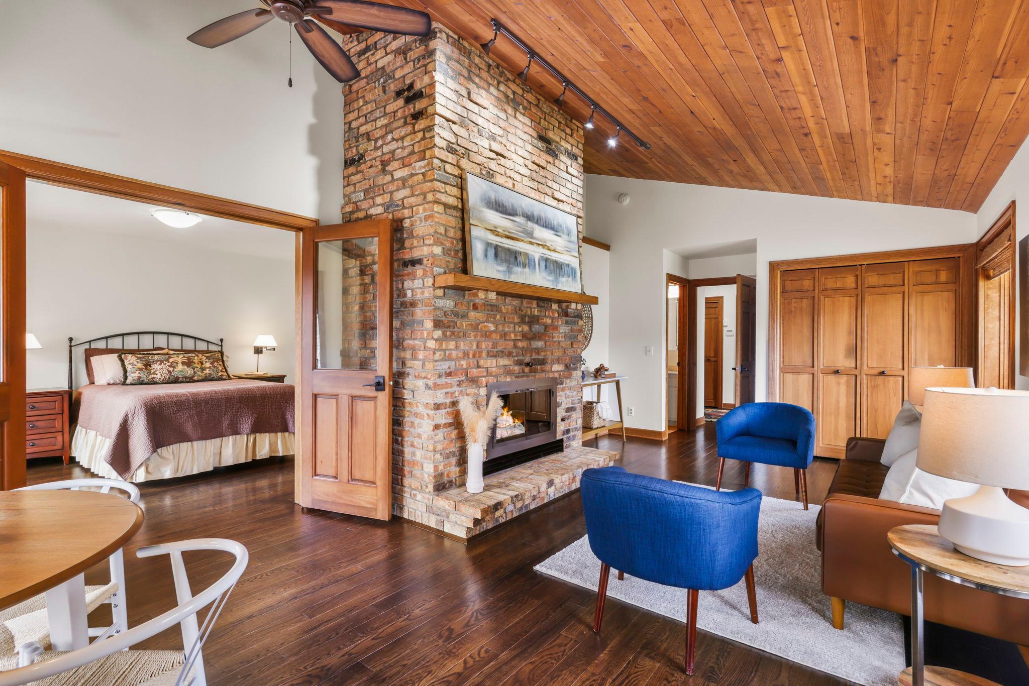 9134 Foxrun Circle Eden Prairie, MN 55347 - Photo 5 of 54