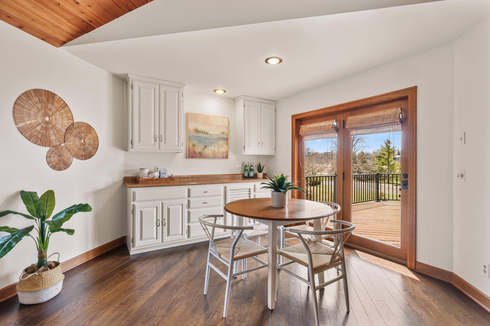 9134 Foxrun Circle Eden Prairie, MN 55347 - Photo 6 of 54