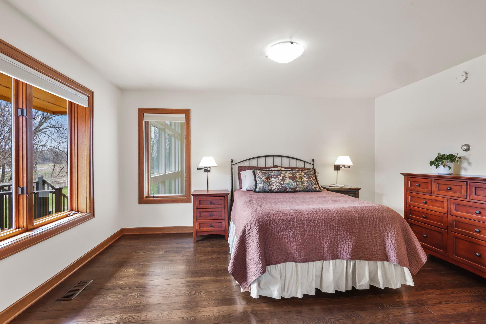 9134 Foxrun Circle Eden Prairie, MN 55347 - Photo 8 of 54