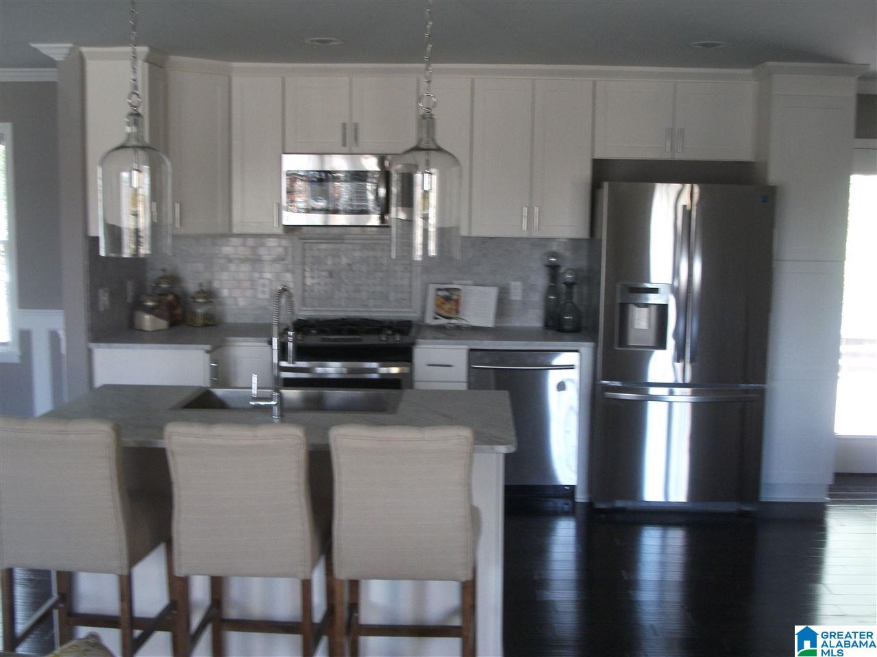 3724 Forest Run Road Birmingham, AL 35223 - Photo 5 of 14
