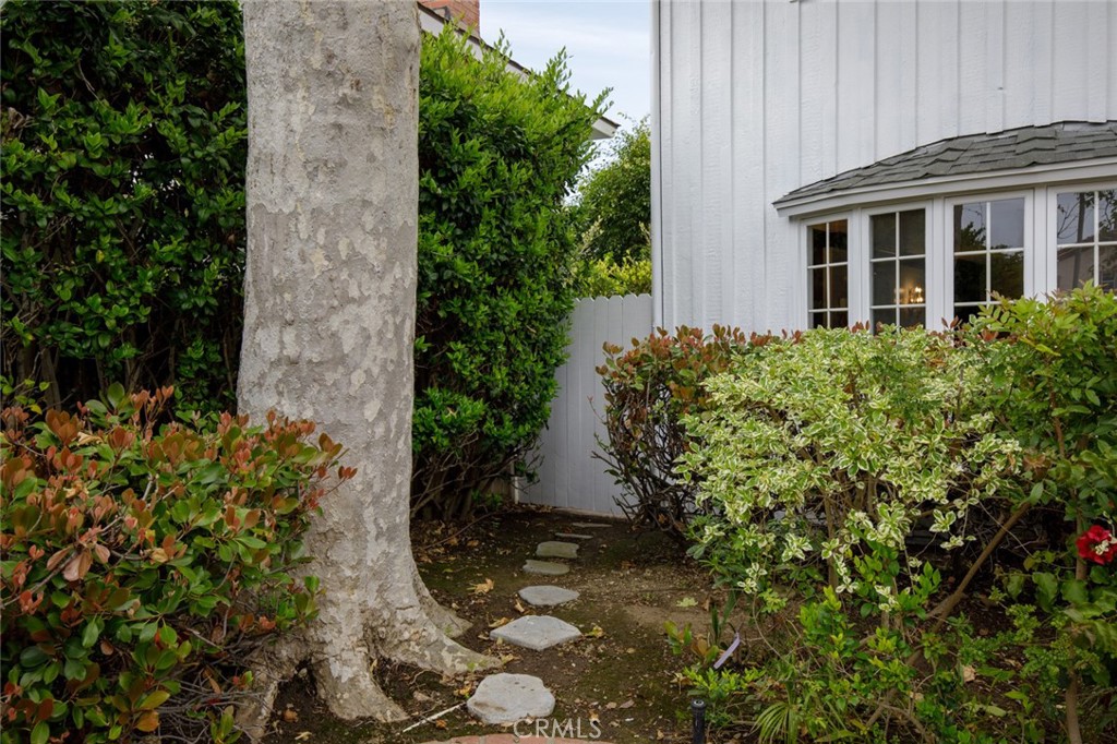 16842 Harkness Circle Huntington Beach, CA 92649 - Photo 3 of 43 a view of outdoor space and garden view