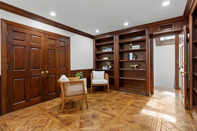a view of a hallway with closet