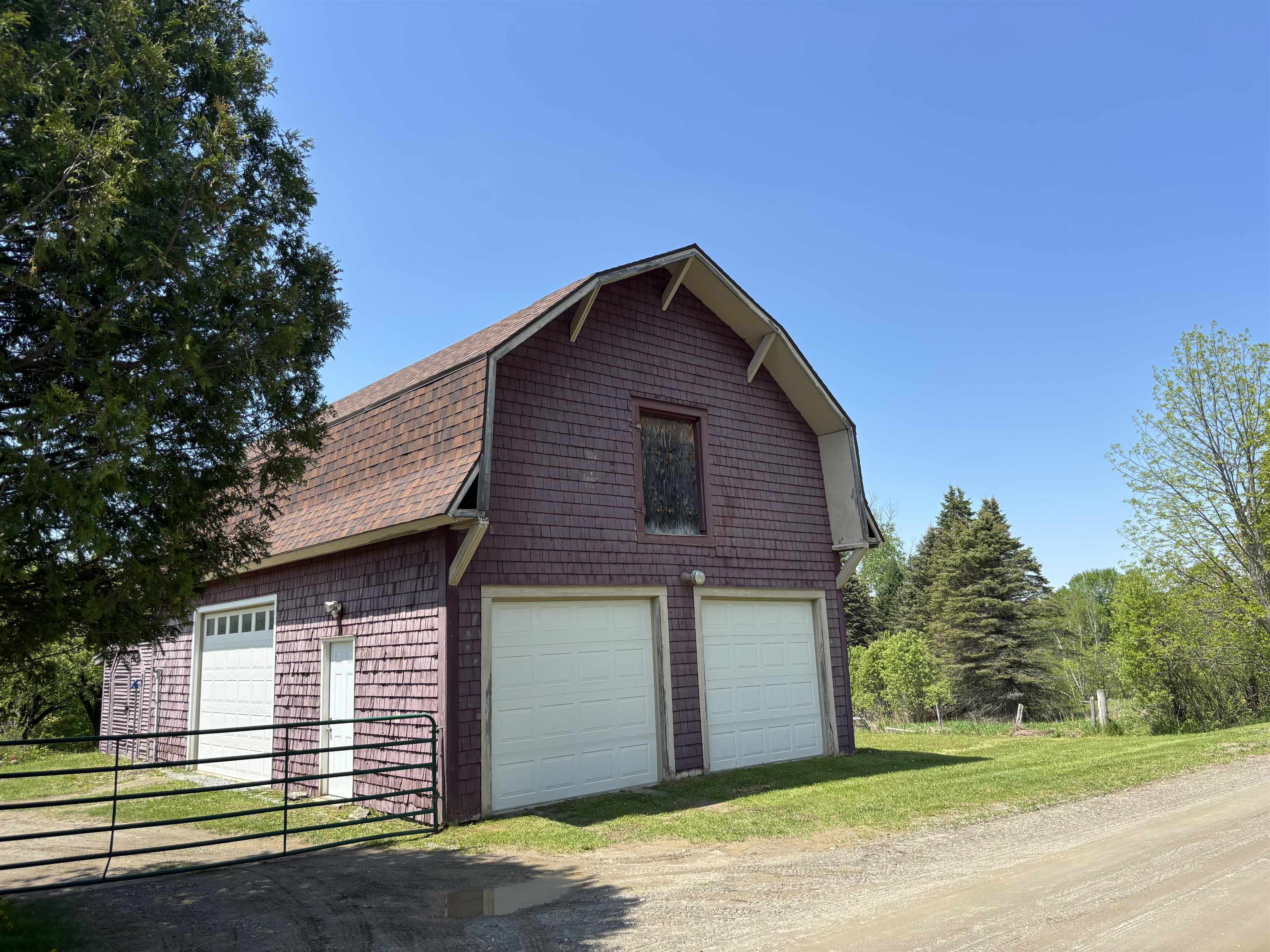 1447 Joyal Road Bakersfield, VT 05450 - Photo 10 of 59