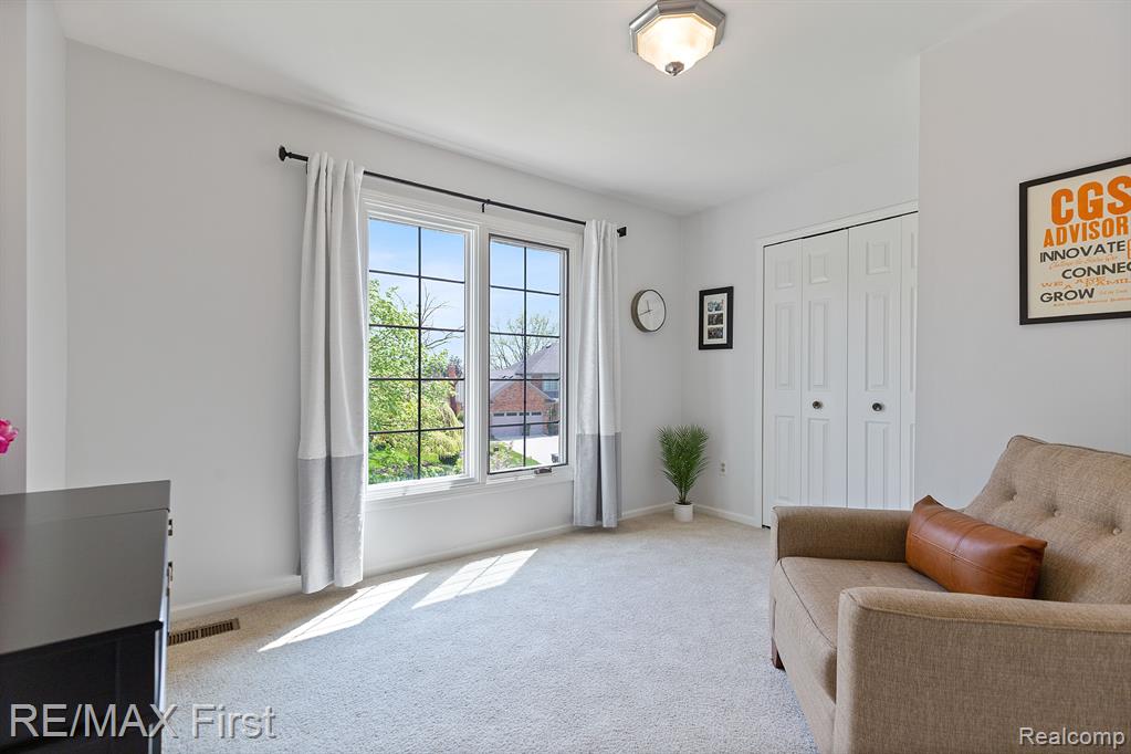 1209 Grandview Drive Rochester Hills, MI 48306 - Photo 19 of 46