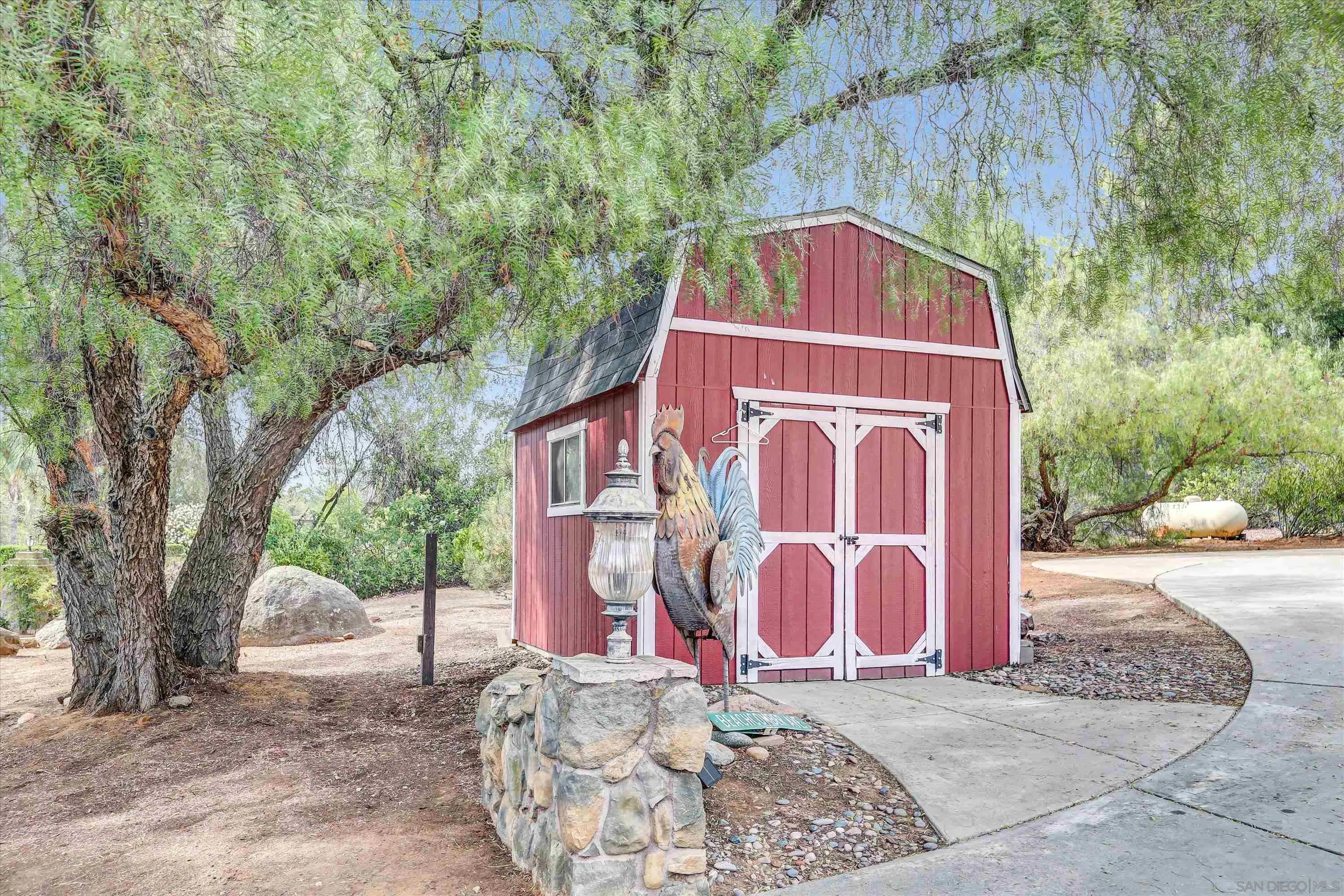 882 Alpine Heights Road Alpine, CA 91901 - Photo 8 of 43