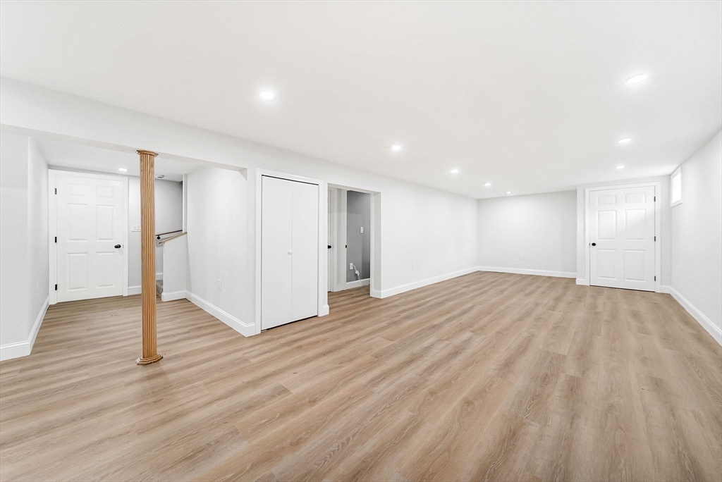 39 Collins Street Boston, MA 02136 - Photo 13 of 14