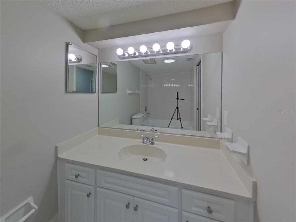 Undisclosed Address Tampa, FL 33624 - Photo 14 of 17