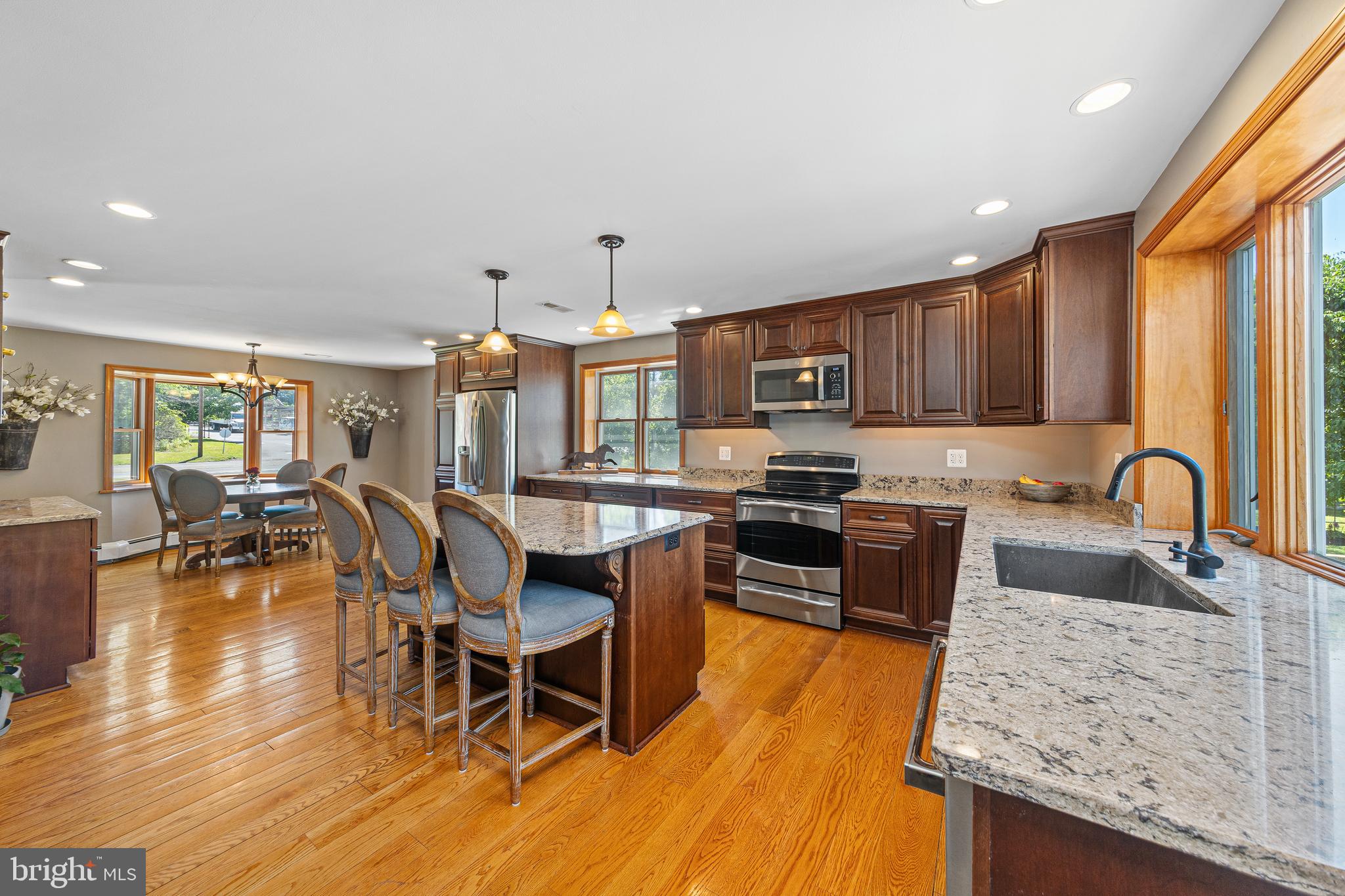 1074 North Easton Road Doylestown, PA 18902 - Photo 7 of 36 Kitchen
