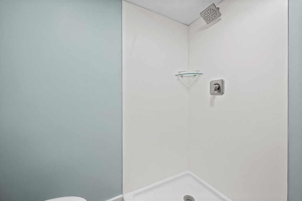 89 River Road Sturbridge, MA 01566 - Photo 21 of 31