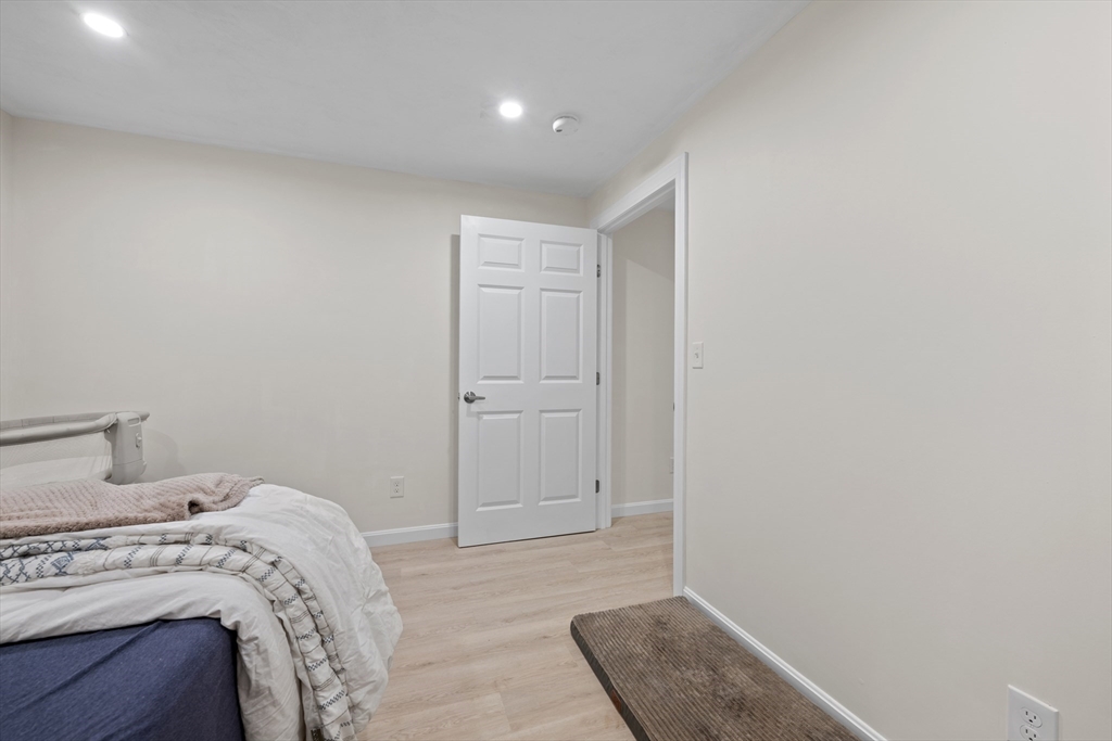 89 River Road Sturbridge, MA 01566 - Photo 23 of 31 a view of bedroom