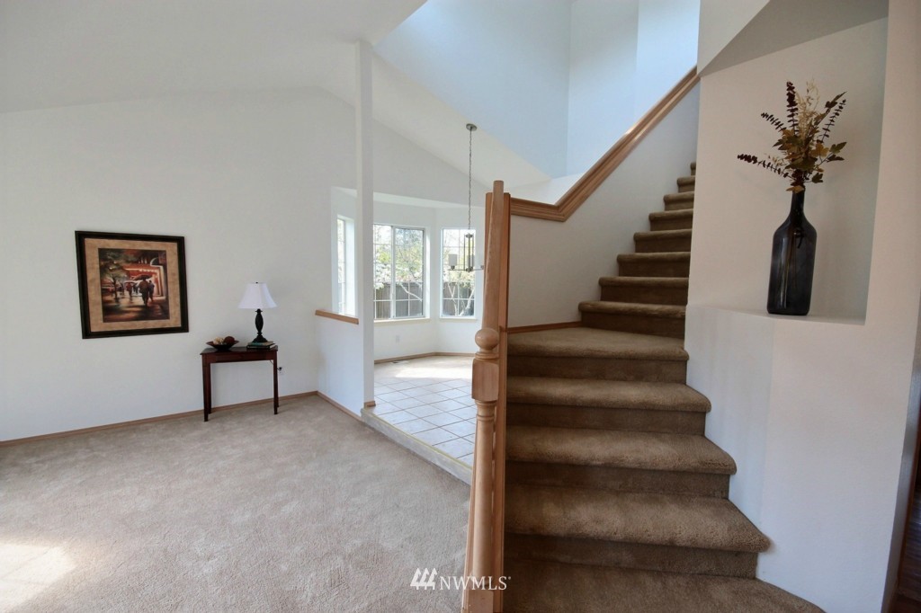 11201 Southeast 190th Place Renton, WA 98055 - Photo 2 of 23 Gallery Image 2