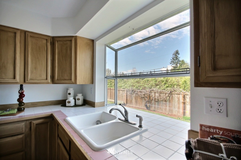 11201 Southeast 190th Place Renton, WA 98055 - Photo 12 of 23 Gallery Image 12