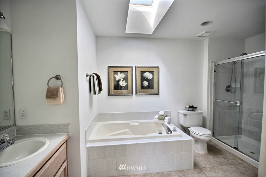 11201 Southeast 190th Place Renton, WA 98055 - Photo 16 of 23 Gallery Image 16