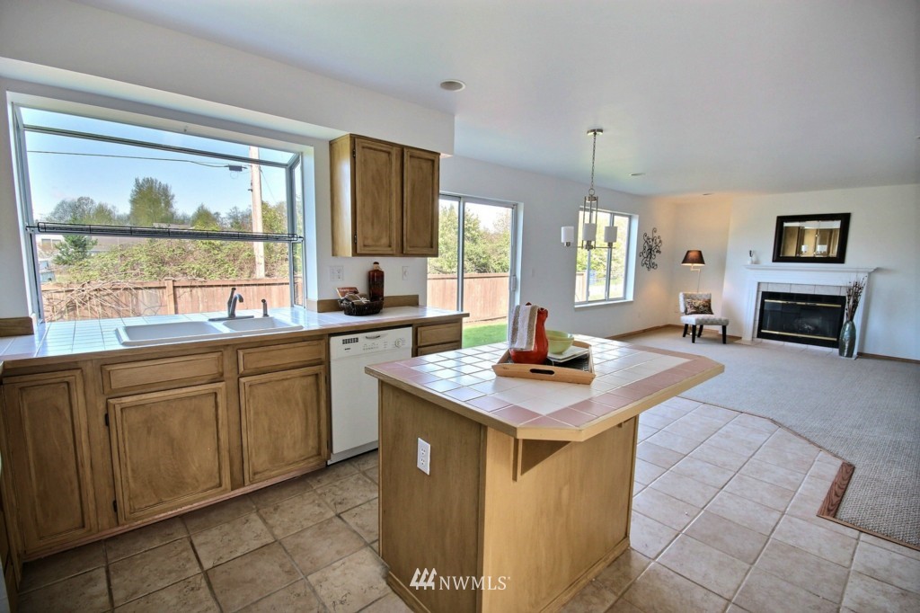 11201 Southeast 190th Place Renton, WA 98055 - Photo 10 of 23 Gallery Image 10