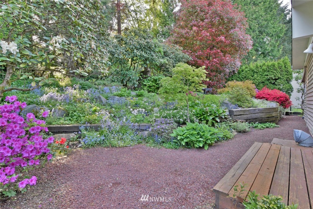 19151 130th Avenue Northeast Bothell, WA 98011 - Photo 4 of 19