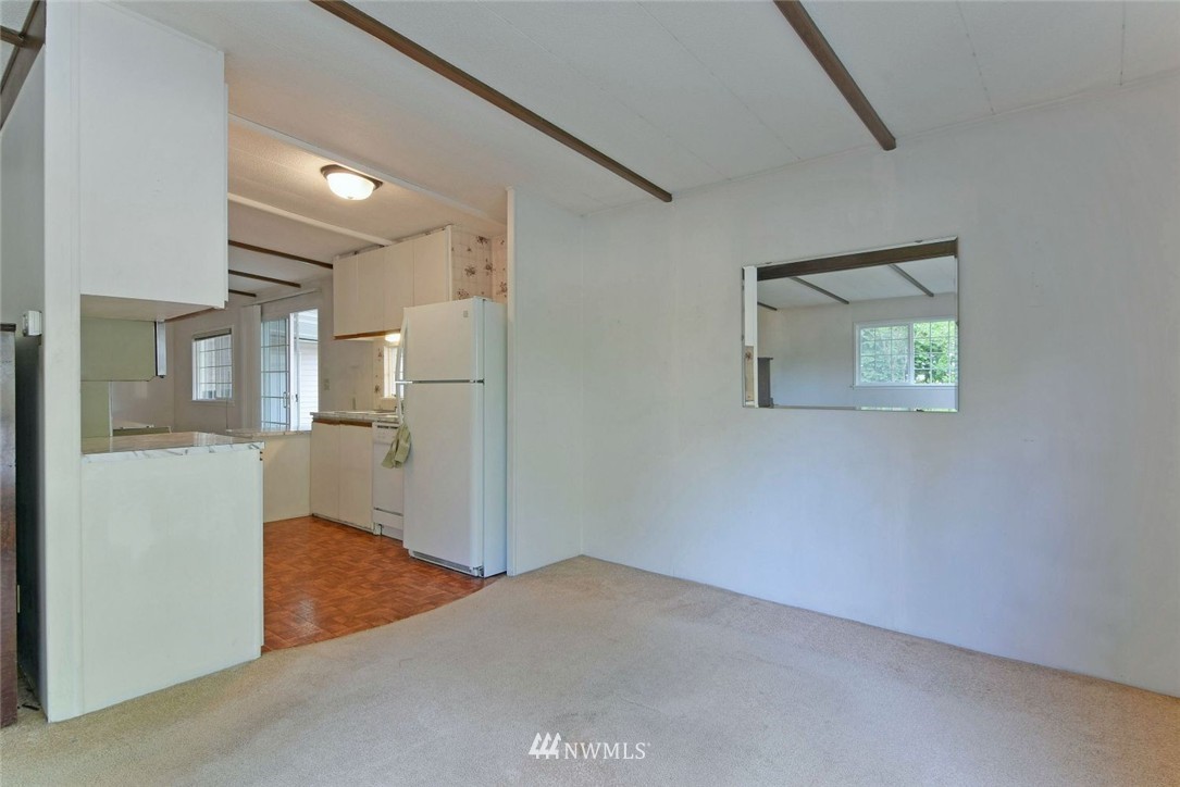 19151 130th Avenue Northeast Bothell, WA 98011 - Photo 7 of 19