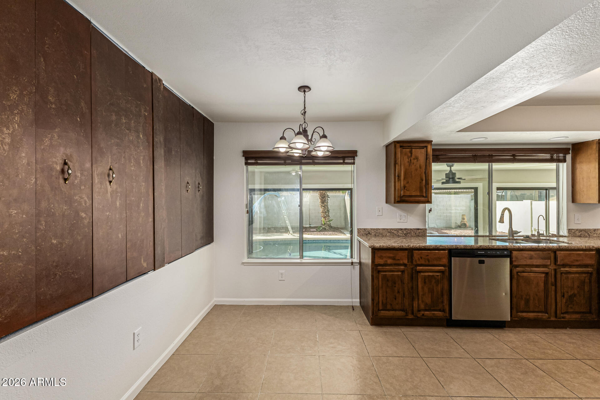 108 North Terrace Road Chandler, AZ 85226 - Photo 15 of 41