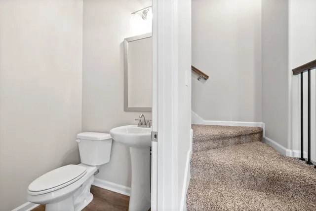 $1,995 | 945 Cumberland Drive, Clarksville, TN 37040