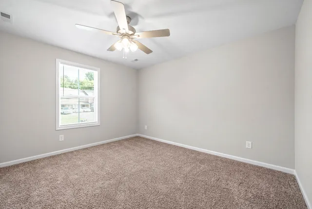 $1,995 | 945 Cumberland Drive, Clarksville, TN 37040