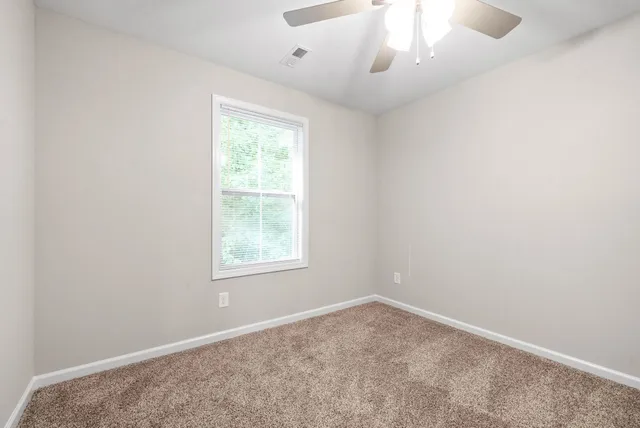 $1,995 | 945 Cumberland Drive, Clarksville, TN 37040