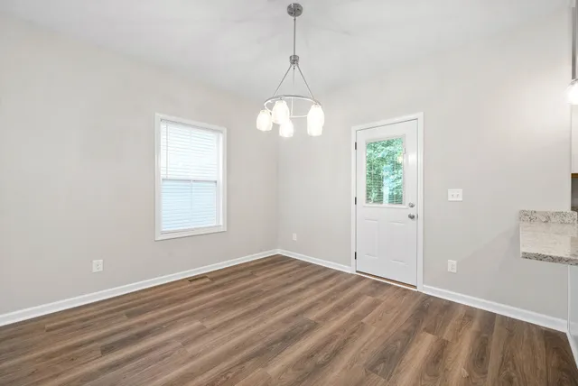 $1,995 | 945 Cumberland Drive, Clarksville, TN 37040