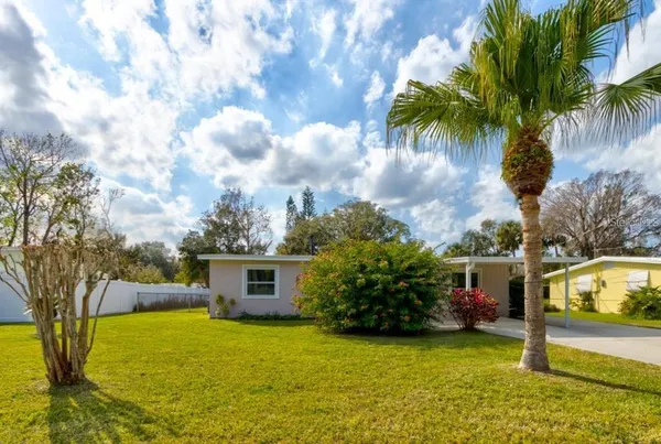 $2,100 | 144 Ellison Avenue, New Smyrna Beach, FL 32168
